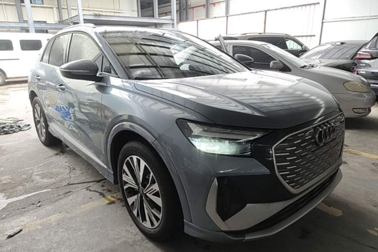 Used Audi Q4 e-tron 2024 40 e-tron Adventure Edition Front Right 45 Deg