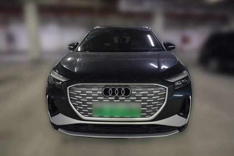 Used Audi Q4 e-tron 2024 40 e-tron Boundary Edition in Midnight Blue Front