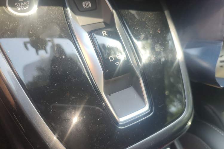 Used Audi Q4 e-tron 2024 40 e-tron Boundary Edition Gear Lever