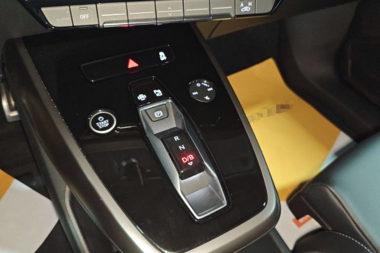 Used Audi Q4 e-tron 2024 40 e-tron Adventure Edition Gear Lever