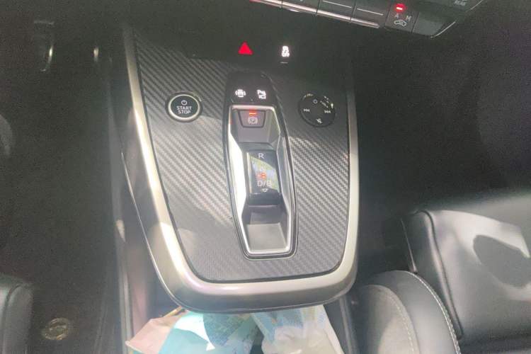 Used Audi Q4 e-tron 2024 40 e-tron Adventure Edition Gear Lever