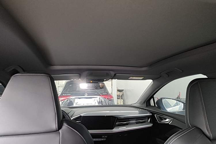 Used Audi Q4 e-tron 2024 40 e-tron Adventure Edition Headliner