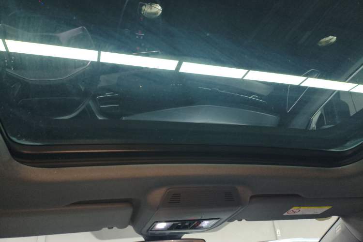 Used Audi Q4 e-tron 2024 40 e-tron Adventure Edition Headliner