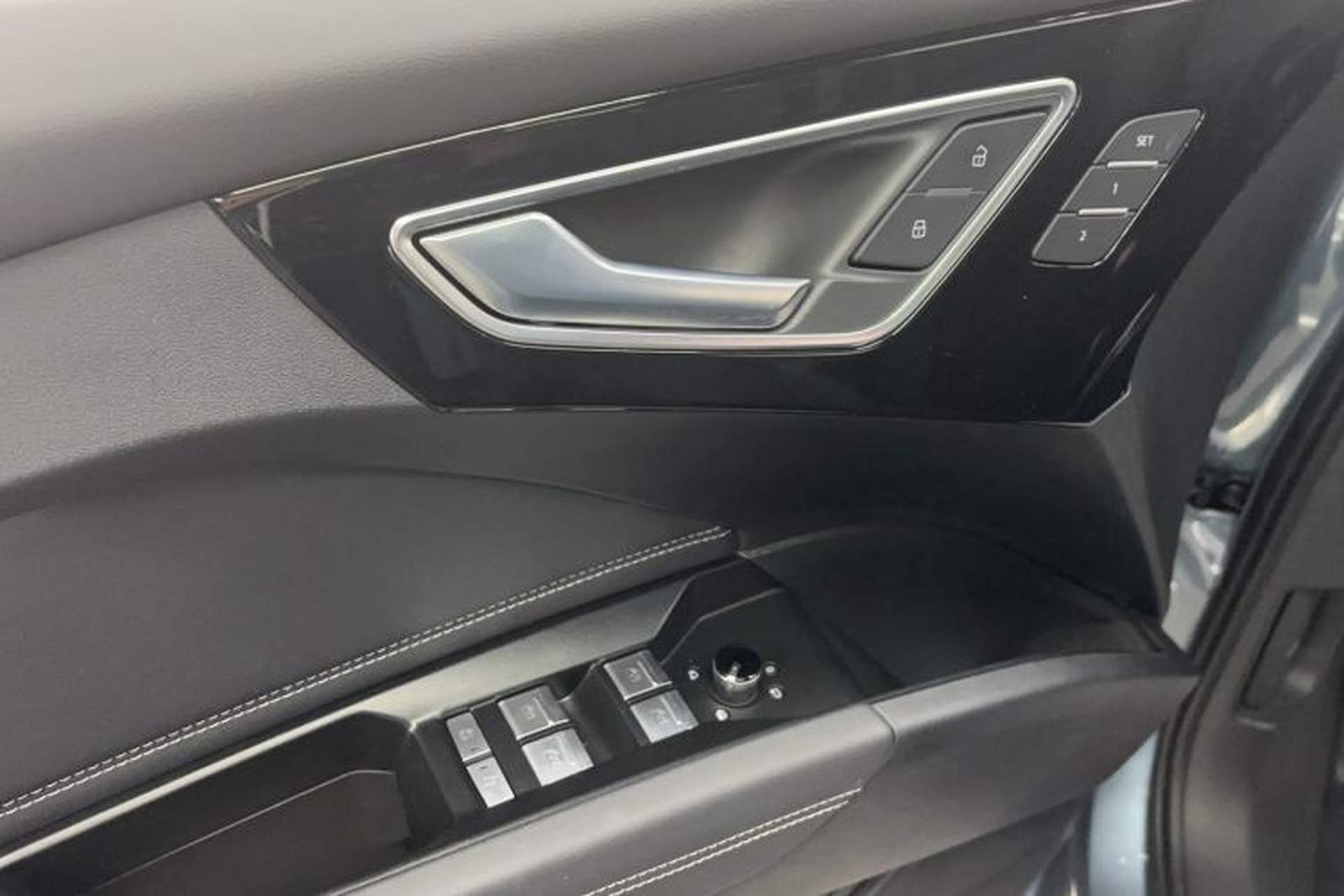 Used Audi Q4 e-tron 2024 40 e-tron Boundary Edition Interior 1