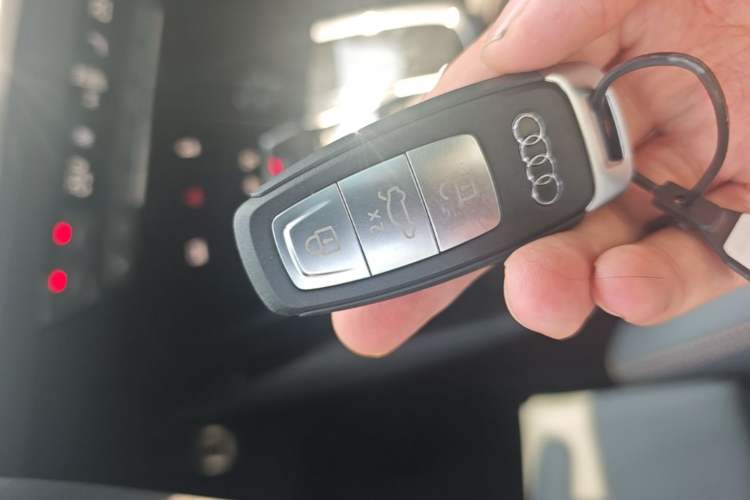 Used Audi Q4 e-tron 2024 40 e-tron Boundary Edition Interior 1
