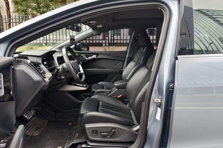 Used Audi Q4 e-tron 2024 40 e-tron Adventure Edition Interior 2