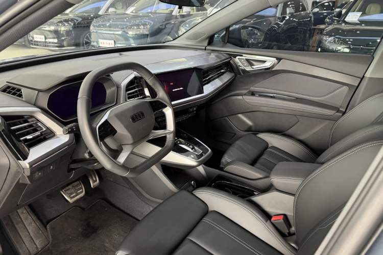 Used Audi Q4 e-tron 2024 40 e-tron Adventure Edition Interior 4