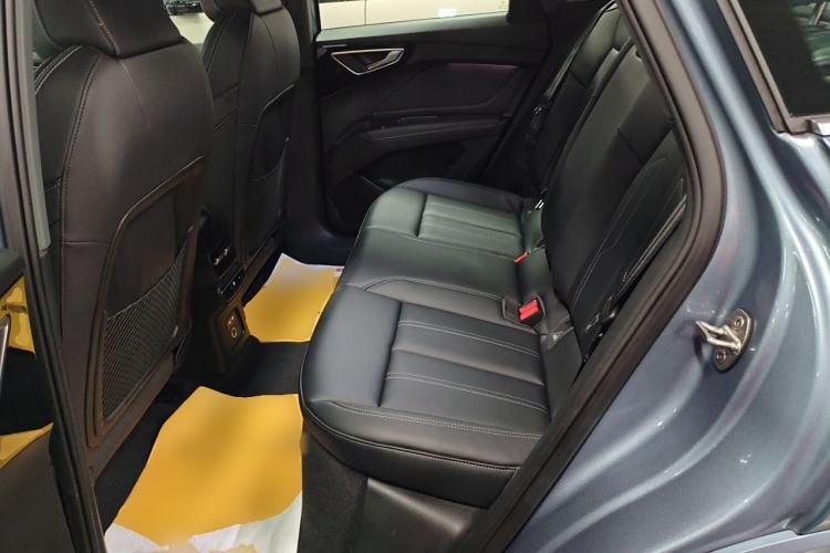 Used Audi Q4 e-tron 2024 40 e-tron Adventure Edition Interior 4