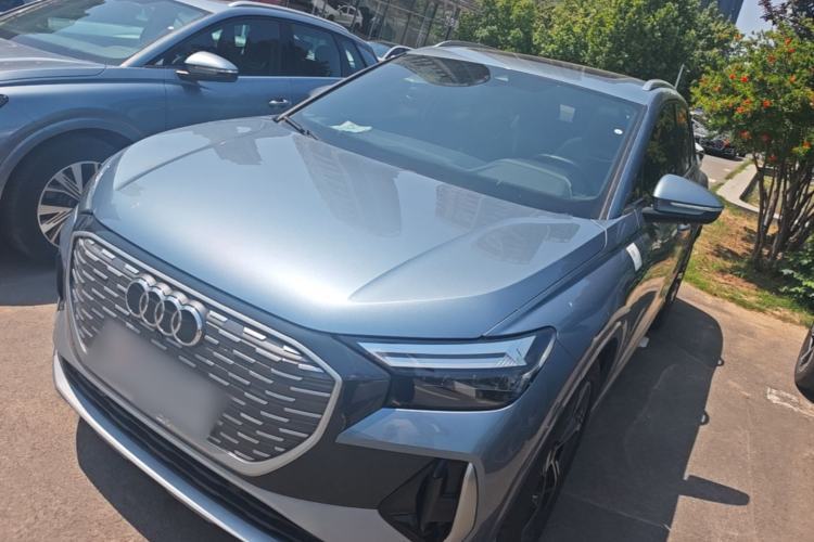 Used Audi Q4 e-tron 2024 40 e-tron Boundary Edition Guazi used car, China used car export, Used car for sale, Used  cars, Cheapest cars for sale