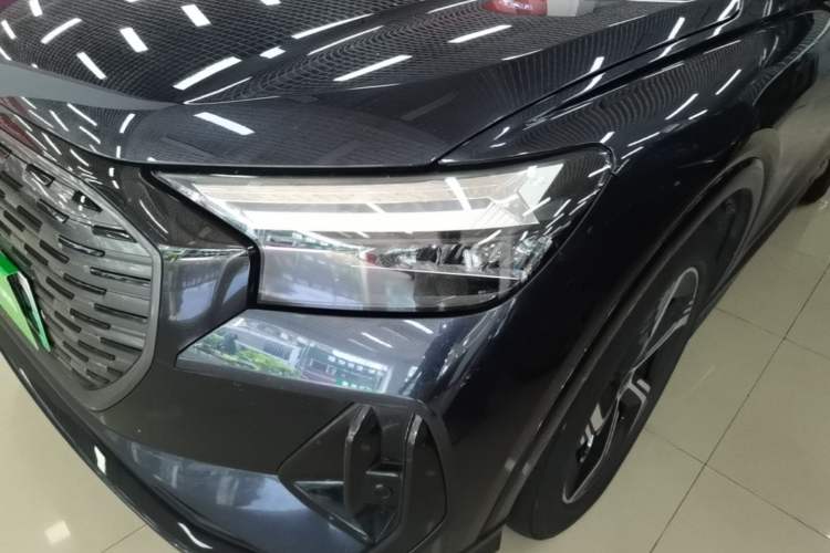 Used Audi Q4 e-tron 2024 50 e-tron quattro Creation Edition Midnight Left Front Headlight