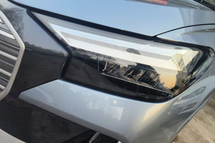 Used Audi Q4 e-tron 2024 40 e-tron Boundary Edition Left Front Headlight
