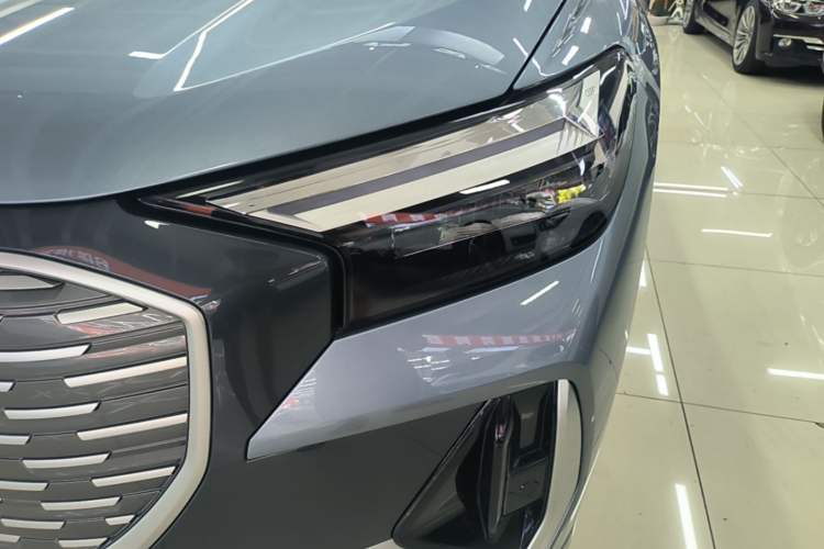 Used Audi Q4 e-tron 2024 40 e-tron Boundary Edition Left Front Headlight