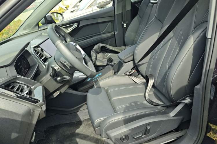 Used Audi Q4 e-tron 2024 40 e-tron Boundary Edition Left Front Seat