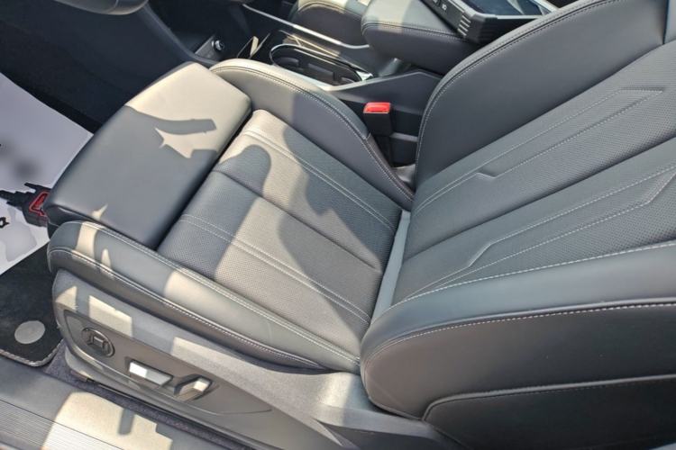 Used Audi Q4 e-tron 2024 40 e-tron Boundary Edition Left Front Seat