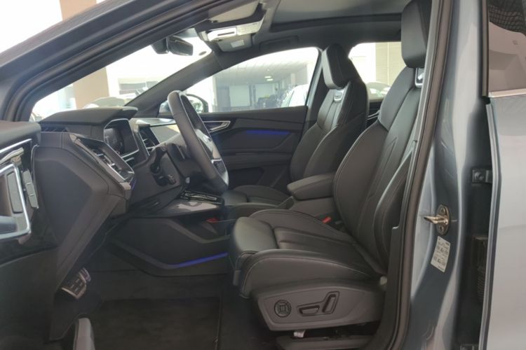 Used Audi Q4 e-tron 2024 40 e-tron Boundary Edition Left Front Seat