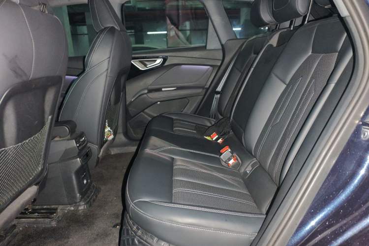Used Audi Q4 e-tron 2024 40 e-tron Boundary Edition in Midnight Blue Left Rear Seat
