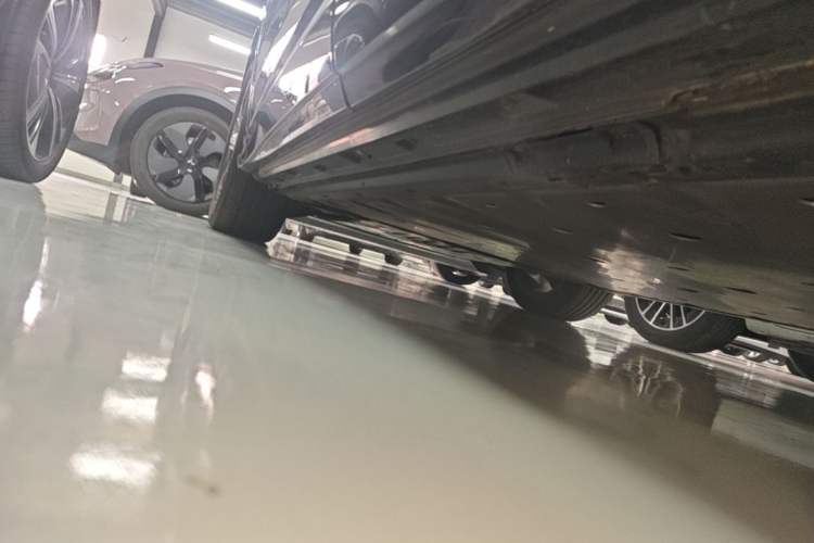 Used Audi Q4 e-tron 2024 40 e-tron Boundary Edition Left Side Sill