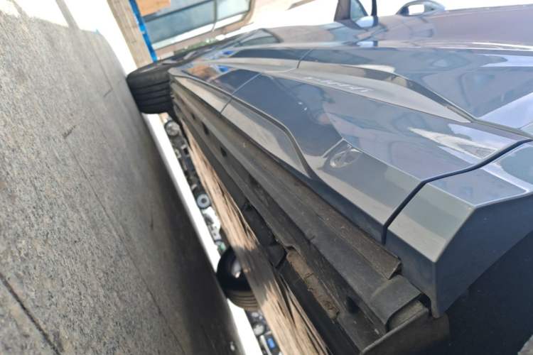 Used Audi Q4 e-tron 2024 40 e-tron Boundary Edition Left Side Sill