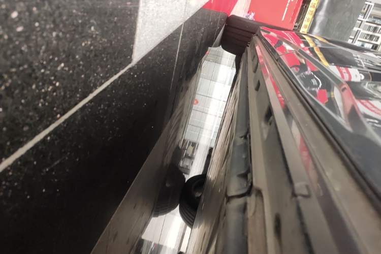 Used Audi Q4 e-tron 2024 40 e-tron Boundary Edition Left Side Sill