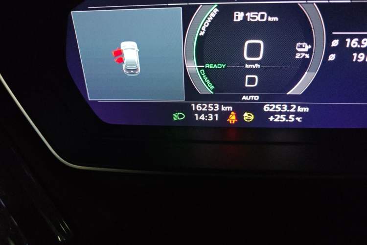 Used Audi Q4 e-tron 2024 40 e-tron Boundary Edition in Midnight Blue Odometer Close Up