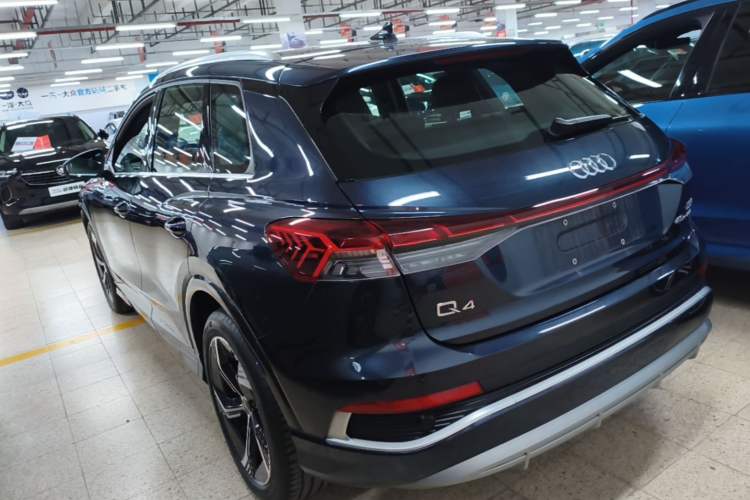 Used Audi Q4 e-tron 2024 40 e-tron Boundary Edition Rear Left 45 Deg