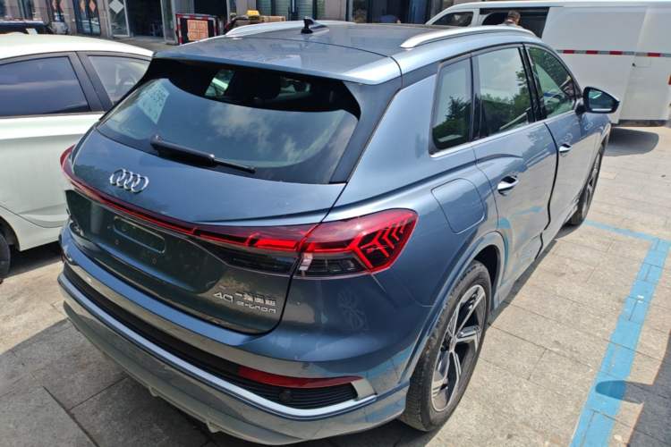 Used Audi Q4 e-tron 2024 40 e-tron Boundary Edition Rear Right 45 Deg