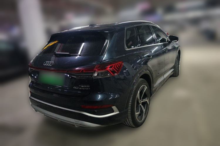 Used Audi Q4 e-tron 2024 40 e-tron Boundary Edition in Midnight Blue Rear Right 45 Deg