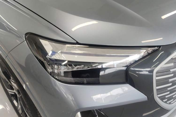 Used Audi Q4 e-tron 2024 40 e-tron Boundary Edition Right Front Headlight