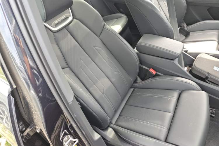 Used Audi Q4 e-tron 2024 40 e-tron Boundary Edition Right Front Seat