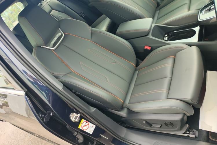 Used Audi Q4 e-tron 2024 40 e-tron Boundary Edition Right Front Seat
