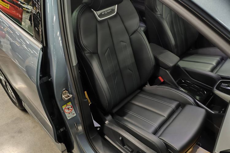Used Audi Q4 e-tron 2024 40 e-tron Adventure Edition Right Front Seat