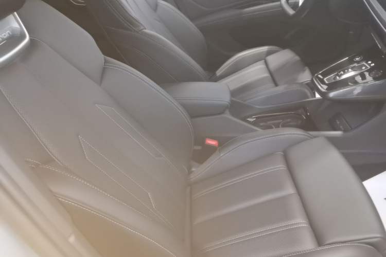 Used Audi Q4 e-tron 2024 50 e-tron quattro Creation Edition Midnight Right Front Seat
