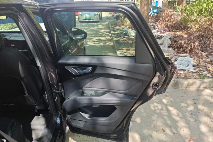 Used Audi Q4 e-tron 2024 40 e-tron Boundary Edition Right Rear Door Interior