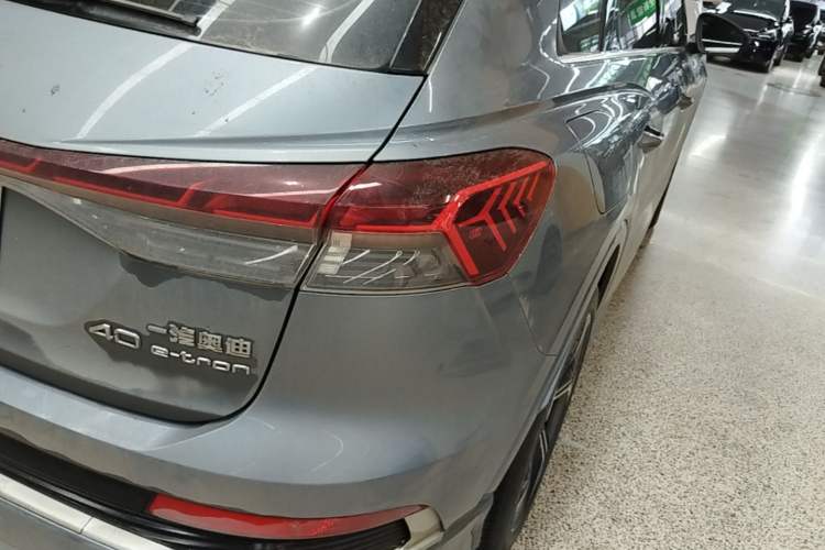 Used Audi Q4 e-tron 2024 40 e-tron Boundary Edition Right Rear Taillight