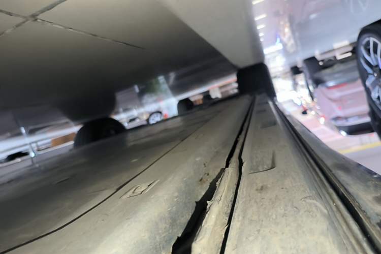 Used Audi Q4 e-tron 2024 40 e-tron Adventure Edition Right Side Sill