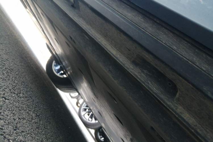Used Audi Q4 e-tron 2024 40 e-tron Adventure Edition Right Side Sill