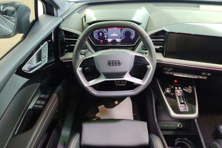 Used Audi Q4 e-tron 2024 40 e-tron Adventure Edition Steering Wheel