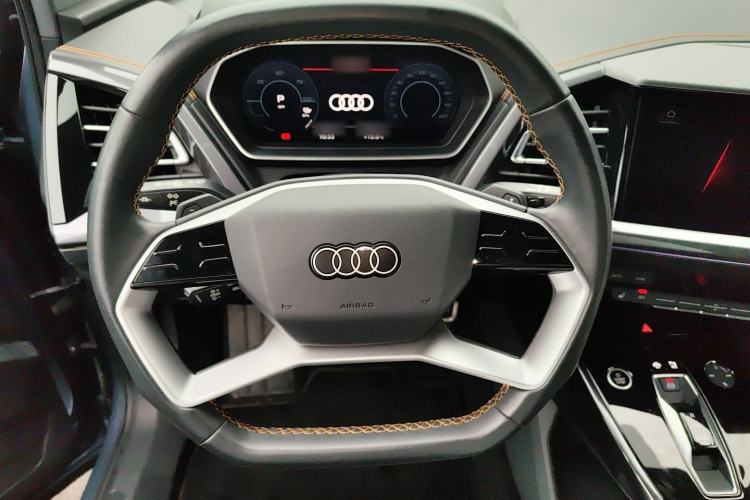 Used Audi Q4 e-tron 2024 40 e-tron Boundary Edition Steering Wheel