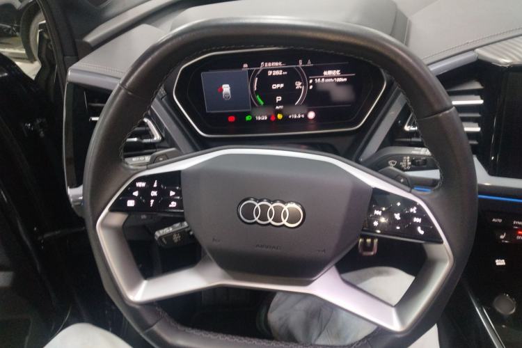 Used Audi Q4 e-tron 2024 50 e-tron quattro Creation Edition Midnight Steering Wheel