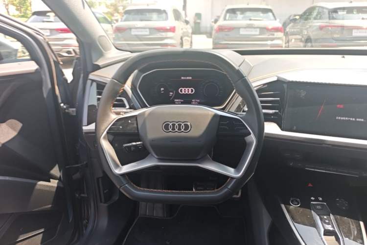 Used Audi Q4 e-tron 2024 40 e-tron Boundary Edition Steering Wheel