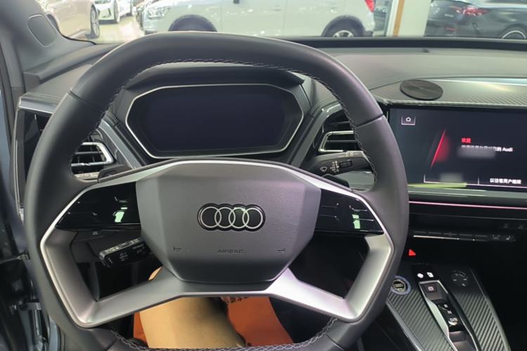 Used Audi Q4 e-tron 2024 40 e-tron Boundary Edition Steering Wheel