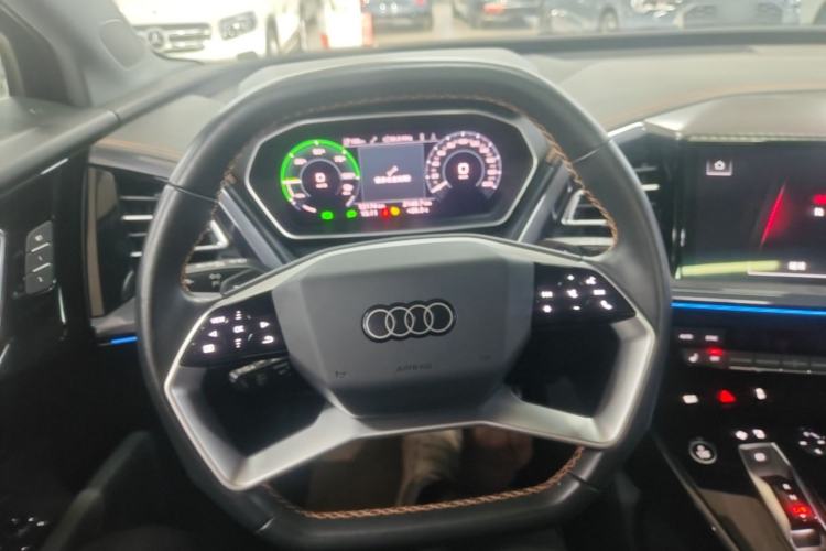 Used Audi Q4 e-tron 2024 40 e-tron Boundary Edition Steering Wheel