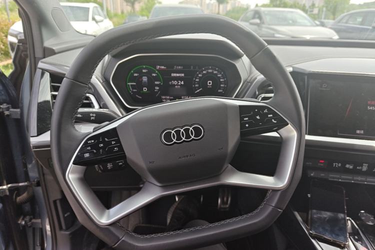 Used Audi Q4 e-tron 2024 40 e-tron Boundary Edition Steering Wheel