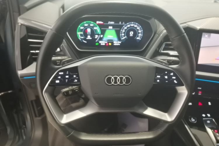 Used Audi Q4 e-tron 2024 50 e-tron quattro Creation Edition Midnight Steering Wheel