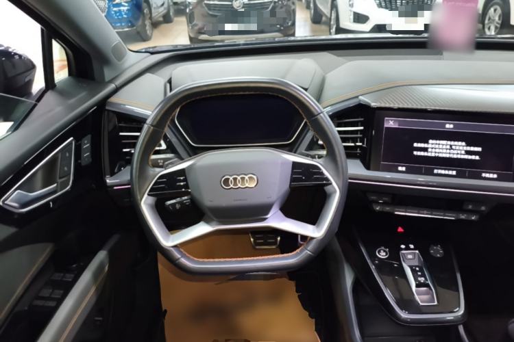Used Audi Q4 e-tron 2024 40 e-tron Boundary Edition Steering Wheel
