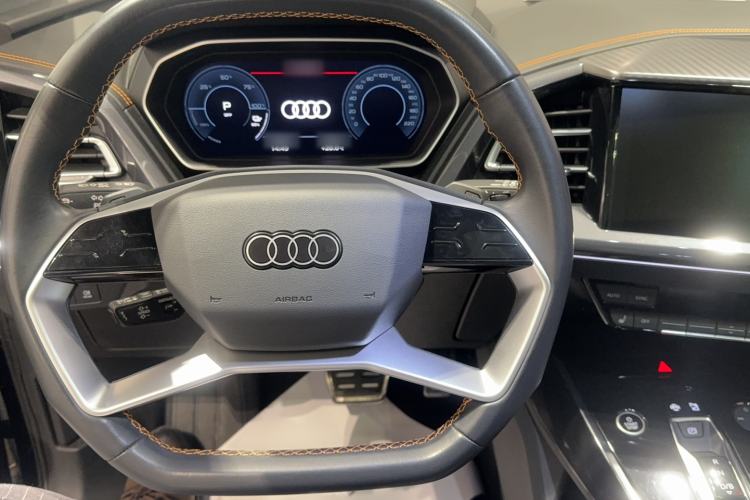 Used Audi Q4 e-tron 2024 40 e-tron Boundary Edition Steering Wheel