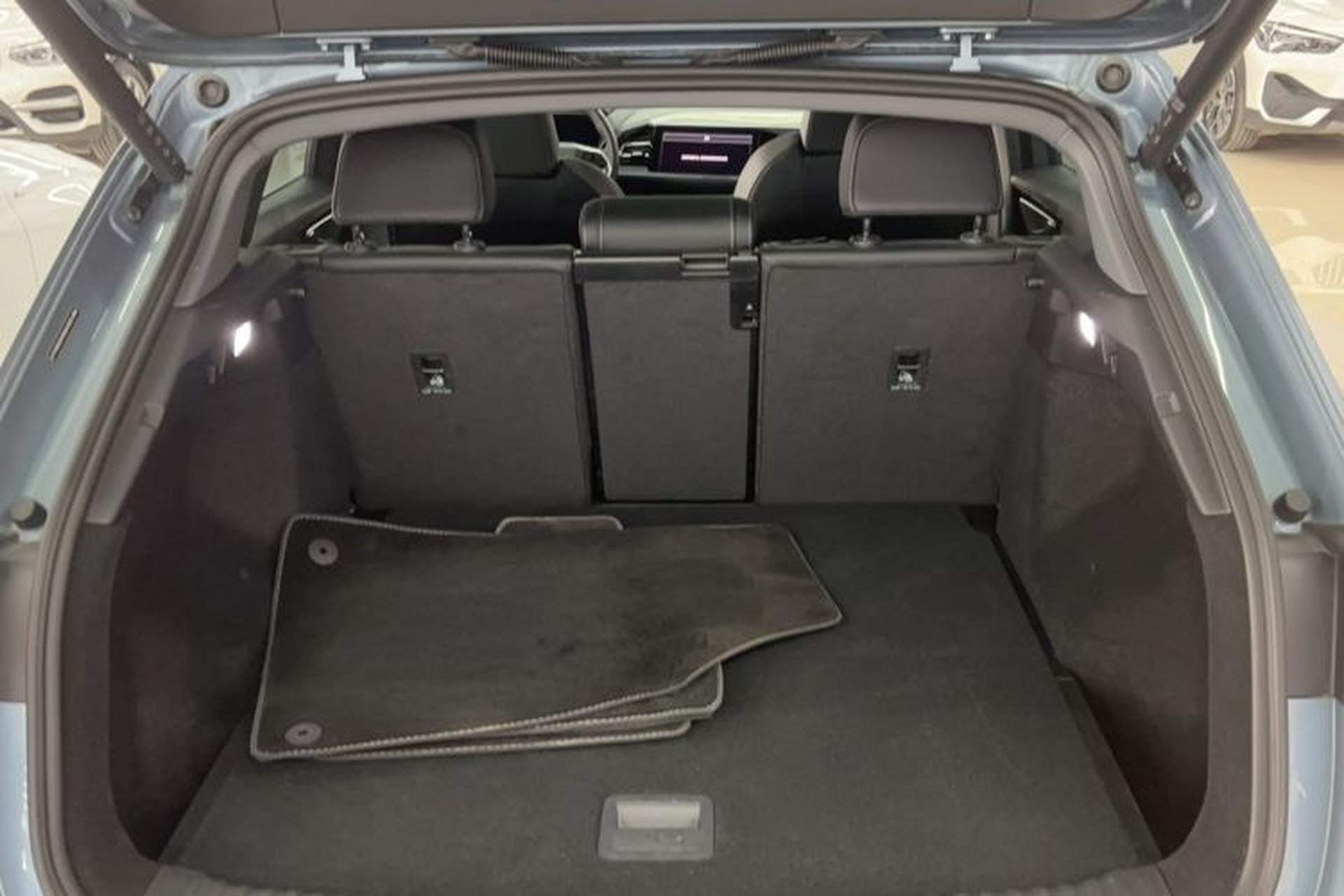 Used Audi Q4 e-tron 2024 40 e-tron Boundary Edition Trunk