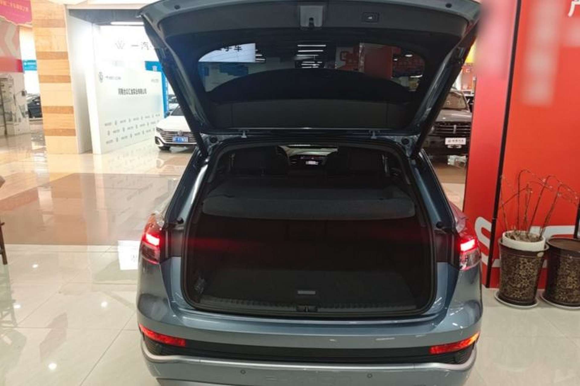 Used Audi Q4 e-tron 2024 40 e-tron Adventure Edition Trunk
