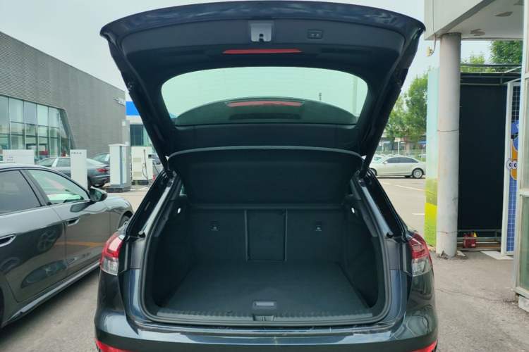 Used Audi Q4 e-tron 2024 40 e-tron Boundary Edition Trunk