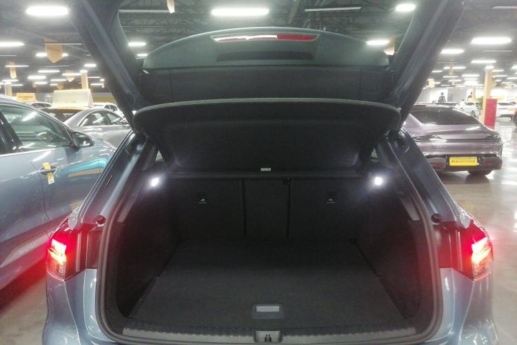Used Audi Q4 e-tron 2024 40 e-tron Adventure Edition Trunk